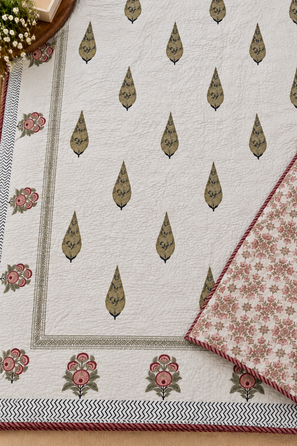 Asfiya Quilted Bedcover Set