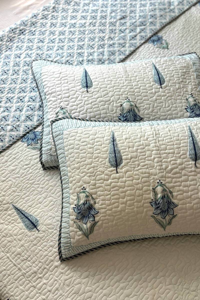 Nilay Quilted Bedcover Set