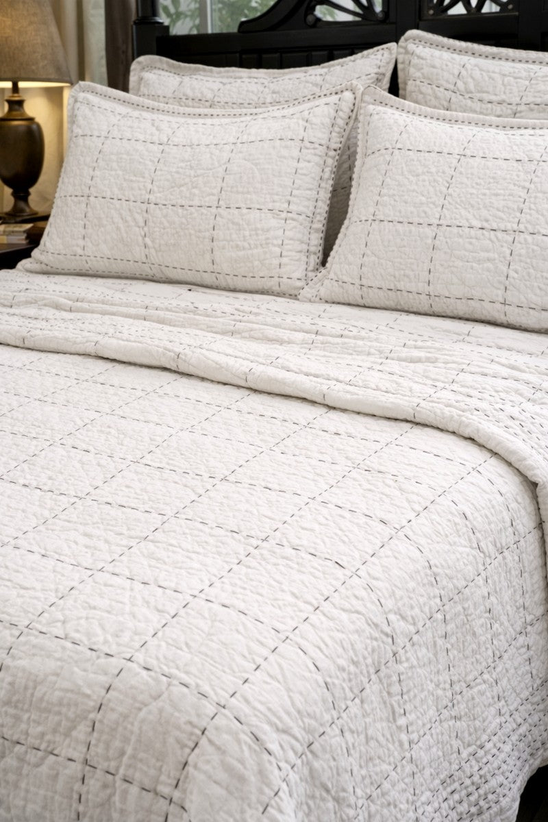 Nitara Solid Quilt Set