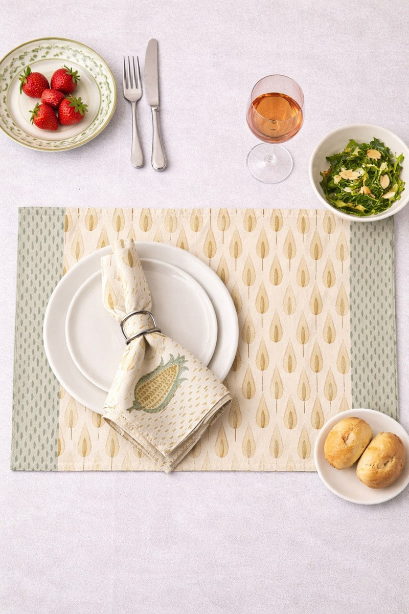 Dining table linens