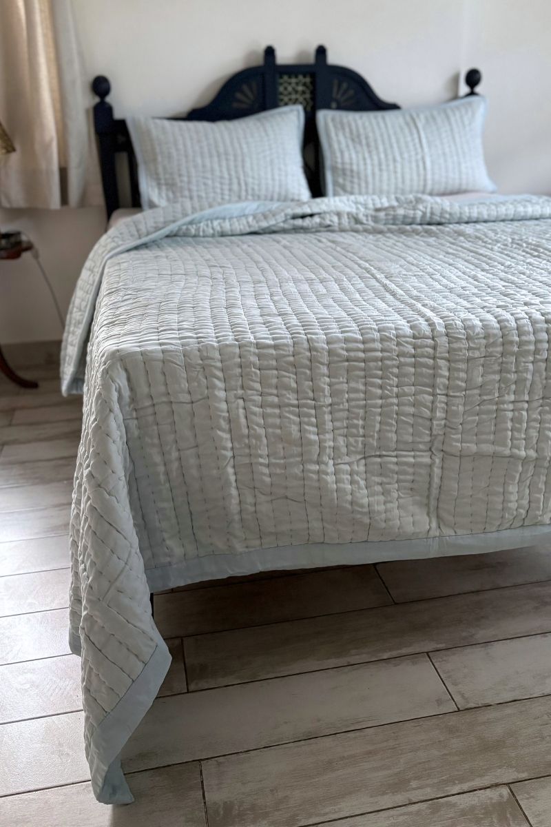 Caro Aqua Solid Summer Quilt Set