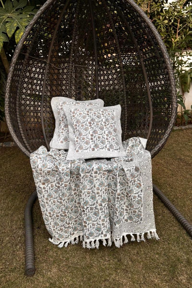 Amaltas Throw & Cushions Set