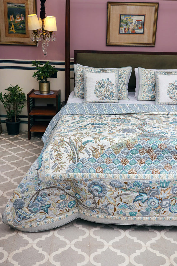 Antra Fauna Printed Quilted Bedspread Set