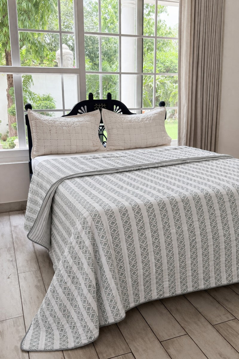 Block Print Dohar in 100% Cotton, in a rustic luxury bedroom