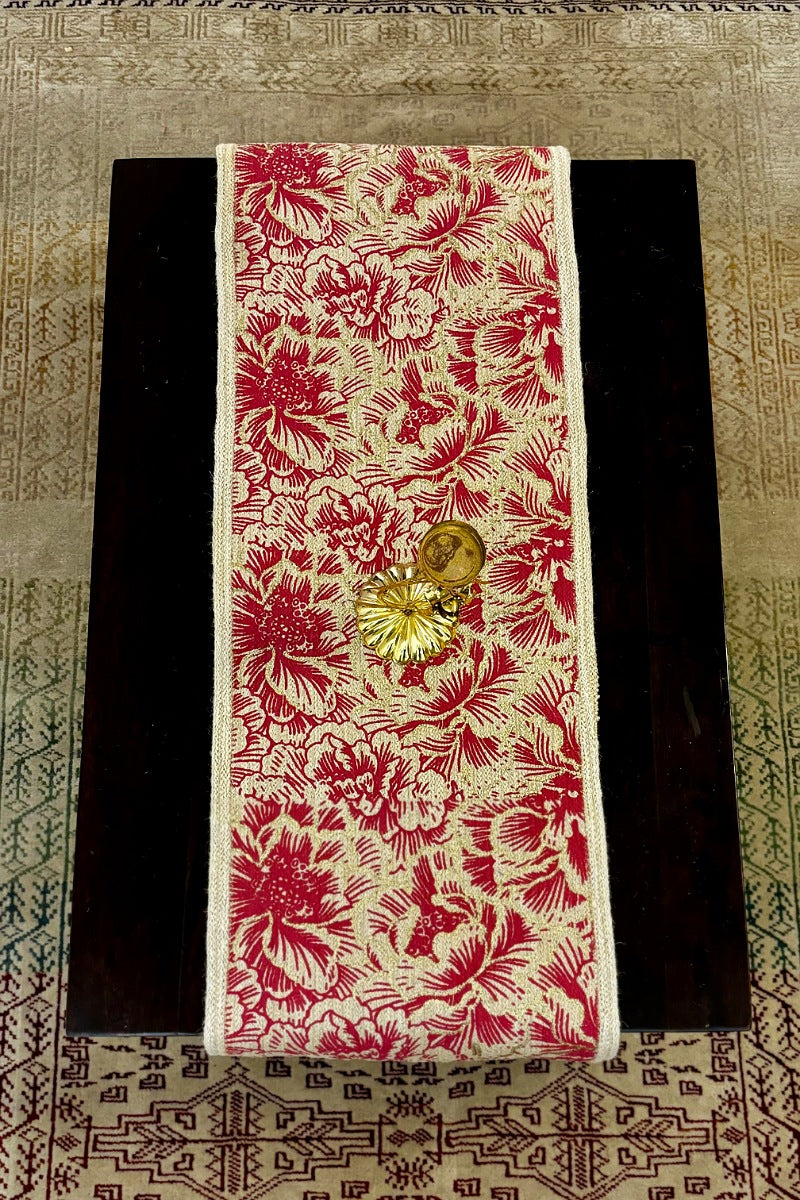 Tundra Roseco Juco Table Runner