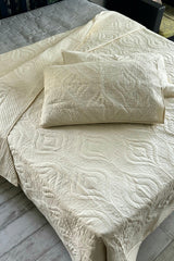 Tundra Ivory Luxury Quilted Bedspread Set