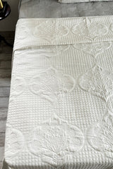 Tundra White Luxury Quilted Bedspread Set