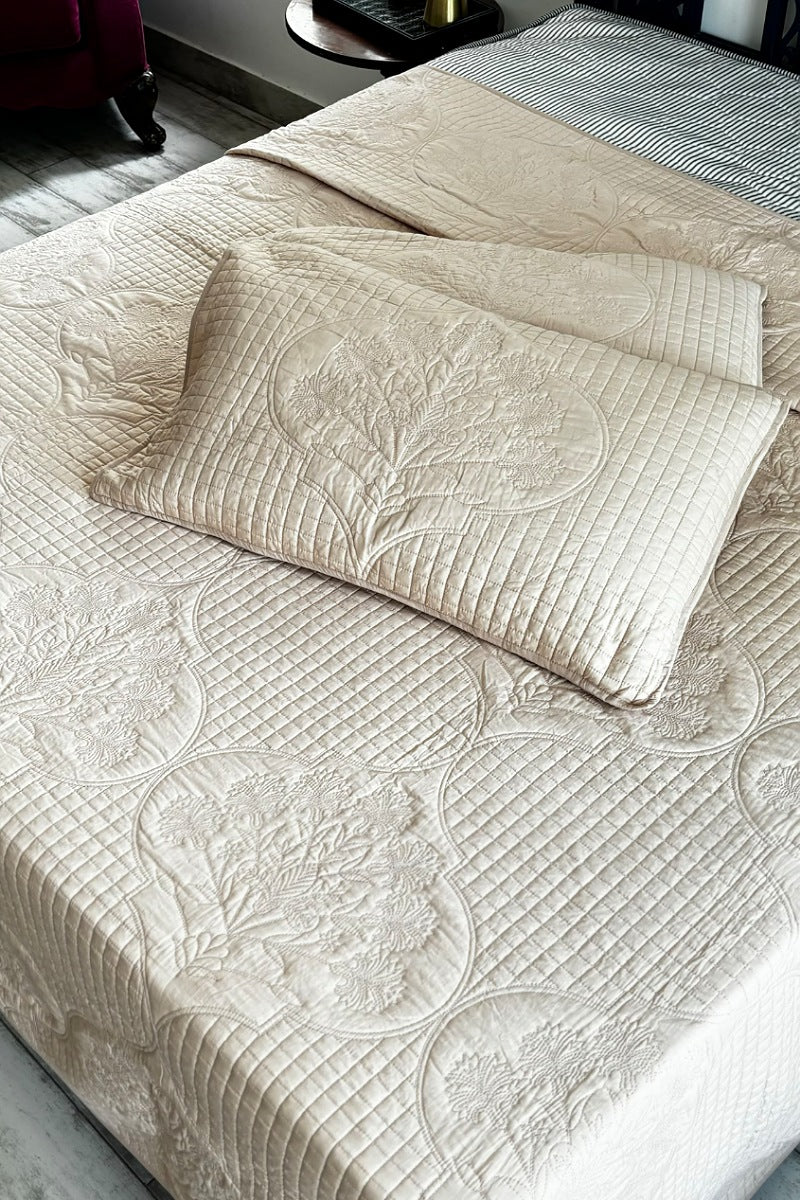 Tundra Burnt Peach Luxury Quilted Bedspread Set