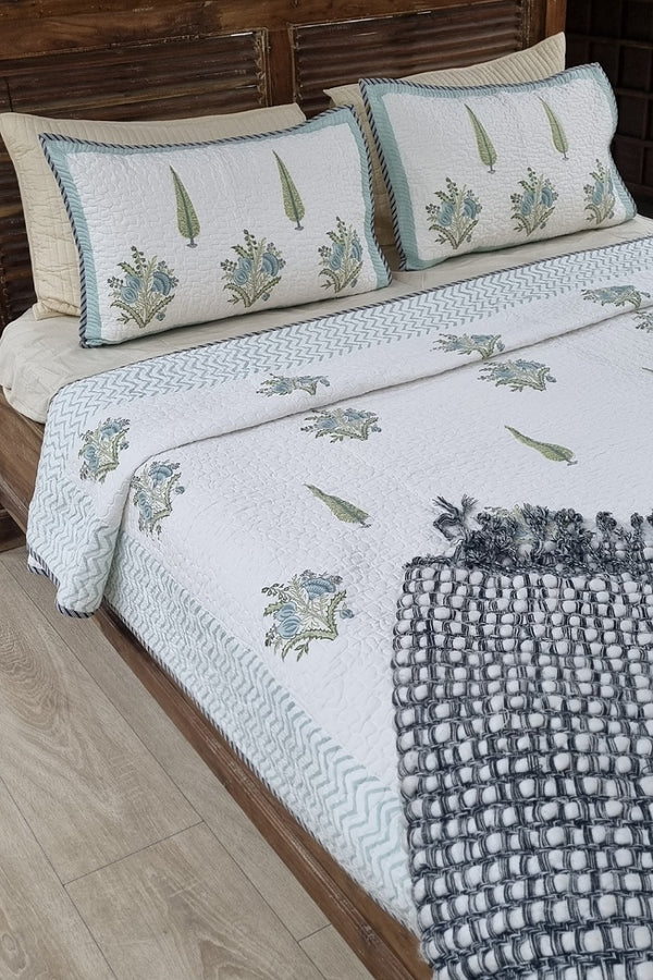 Mahal Pine Block Print Quilted Bedspread Set