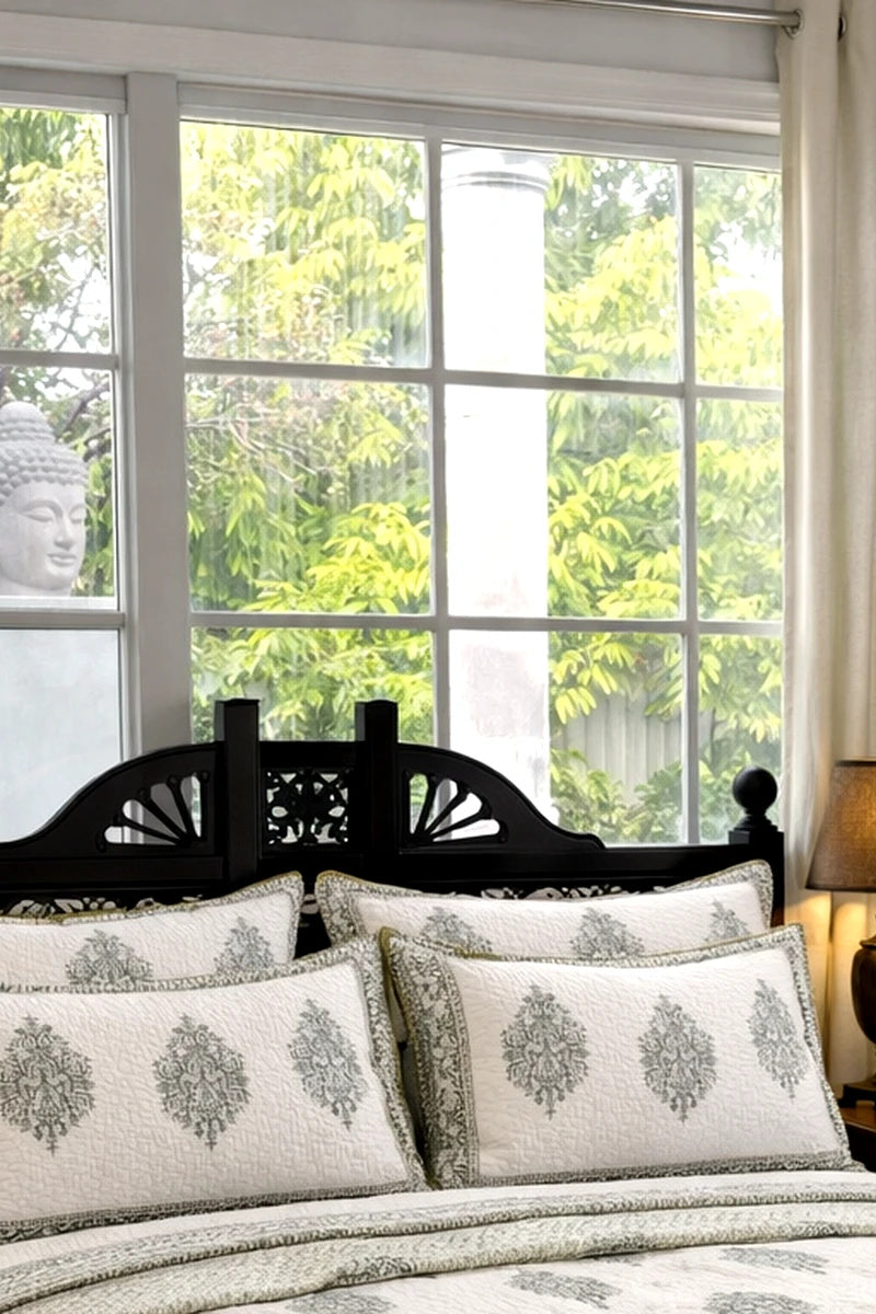 Medallion Quilted Bedcover Set