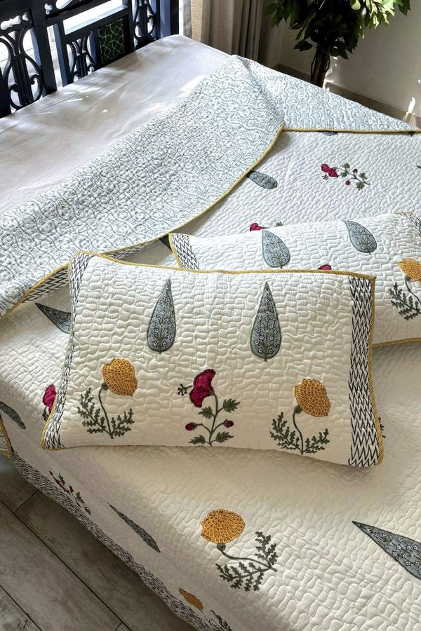 Peelwa Quilted Bedspread Set