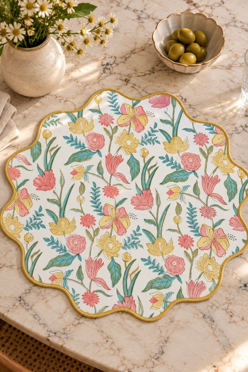 Radica Scallop Placemats (Set of 6)