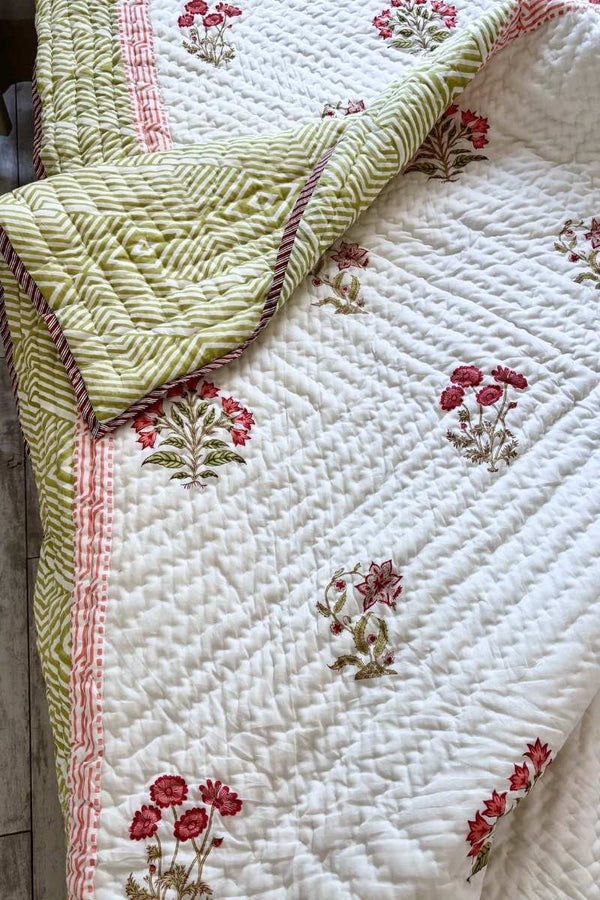 Pluma Print Summer Quilt (Set of 2)