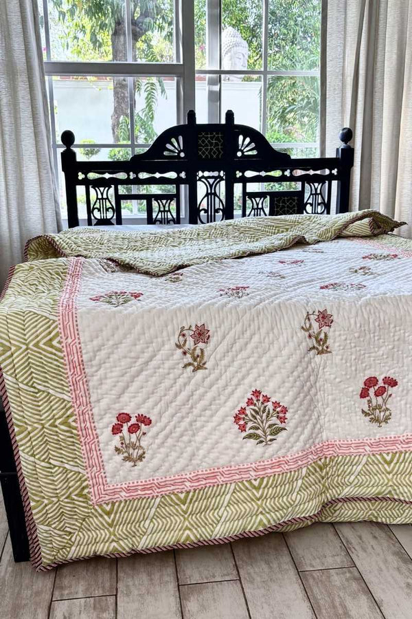 Pluma Print Summer Quilt (Set of 2)