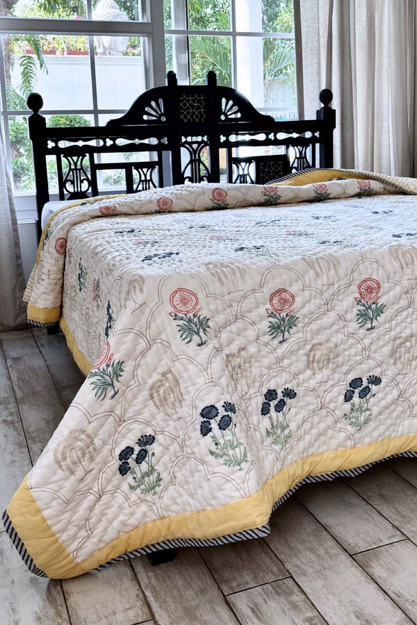 Daryan Print Summer Quilt