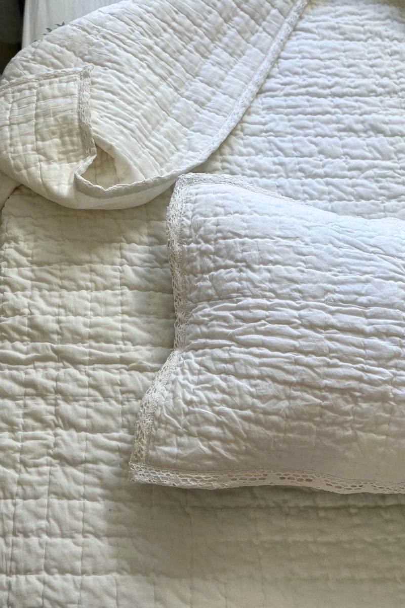 Polar Luxury Solid Summer Quilt Set