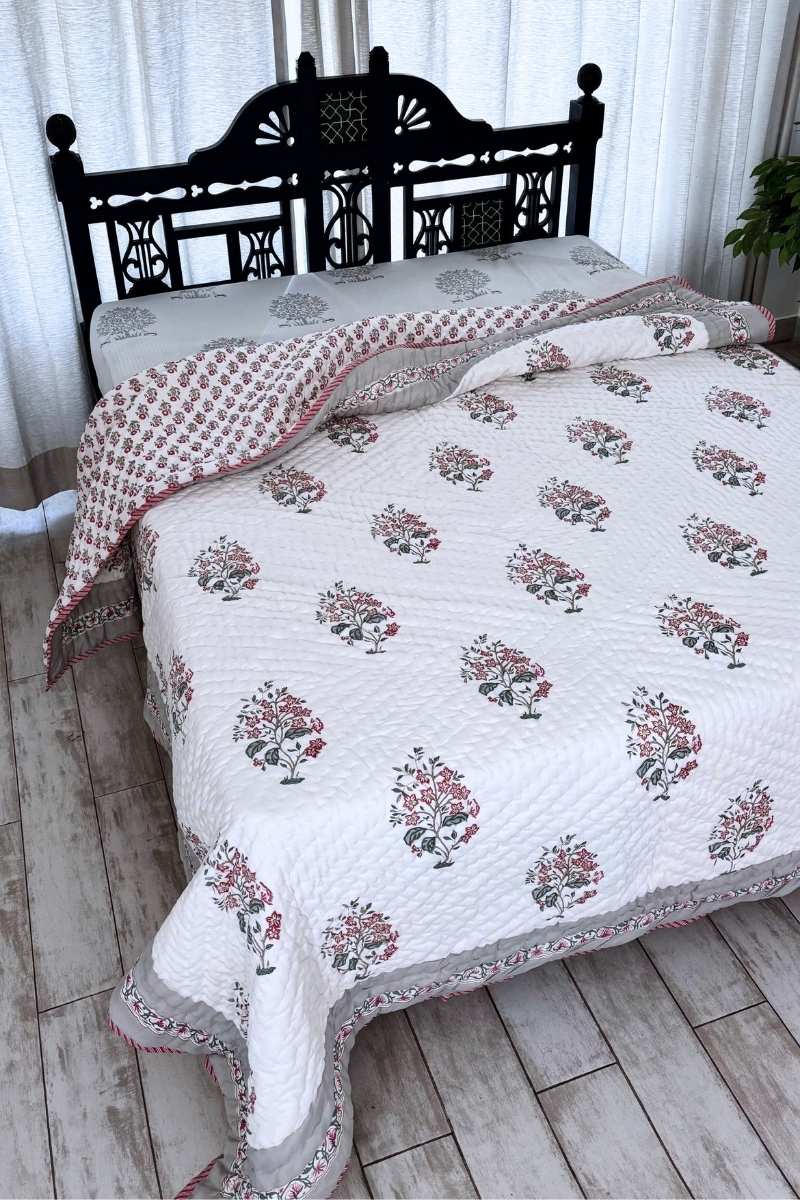 Ganaar Print Summer Quilt