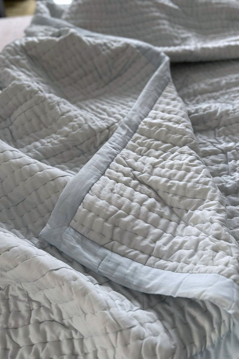 Caro Aqua Solid Summer Quilt Set