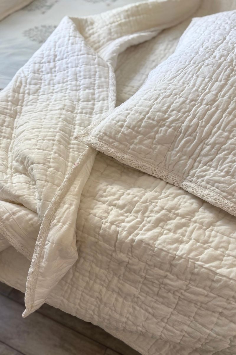 Polar Luxury Solid Summer Quilt Set