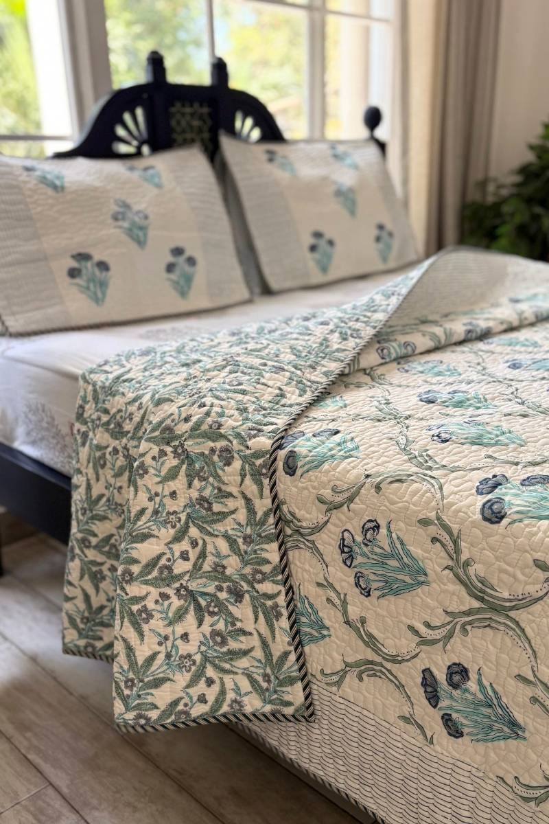 Vanya Neel Quilted Bedspread Set