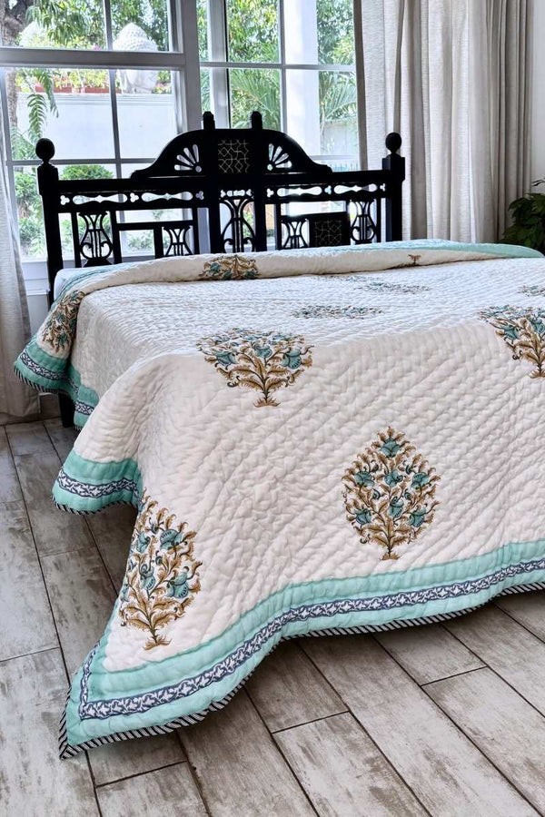 Kalani Print Summer Quilt